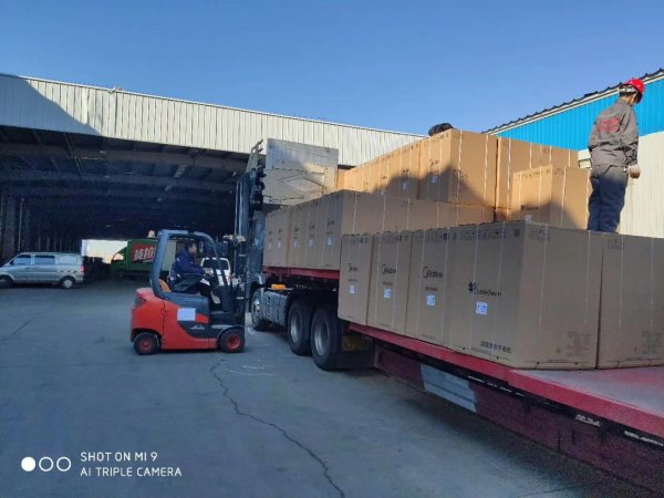 长春亚奇物流园招聘装卸工