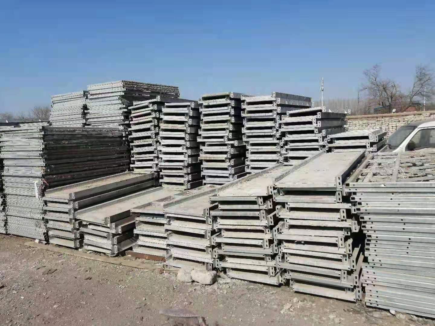 招聘吊篮维修工、学徒工5名