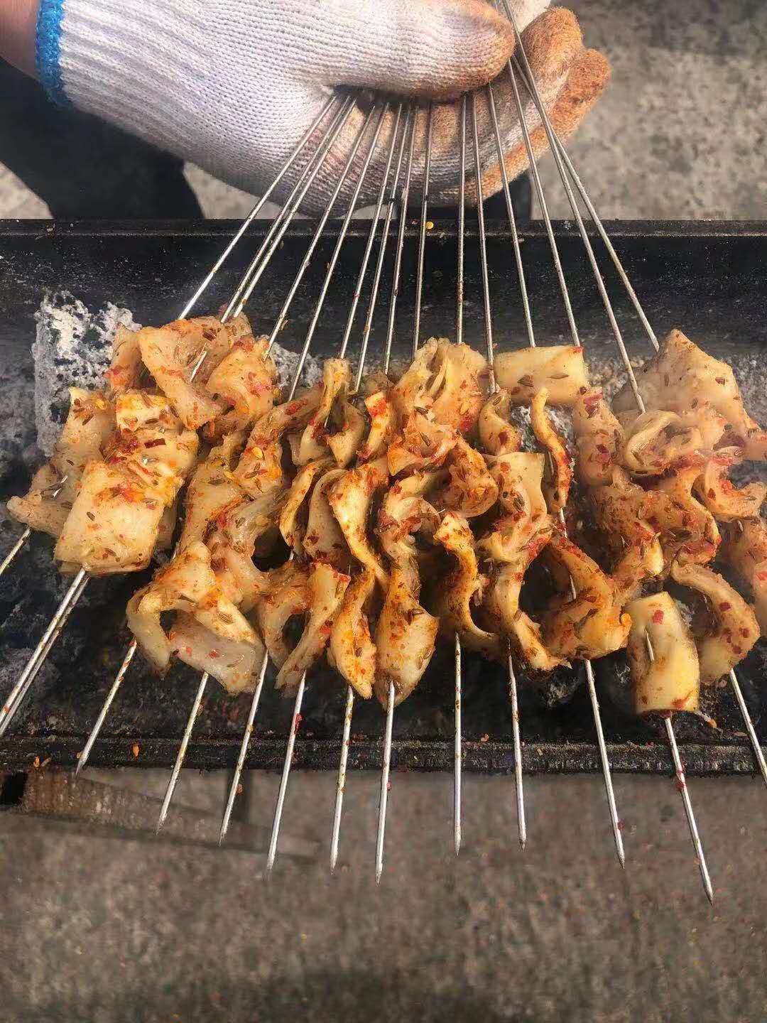 快手(春城小贱) 独特味道烧烤:地摊大排档～招聘